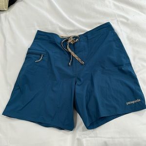 Men’s patagonia Board Shorts  Size 30